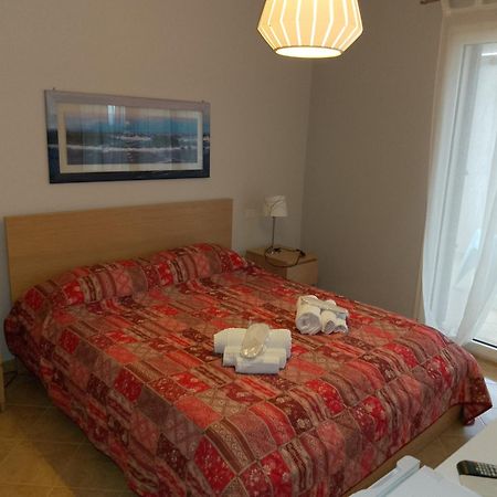Villa Florida - Prestige Exclusive Rooms & Luxury Villas ซาน เตโอโดโร ภายนอก รูปภาพ